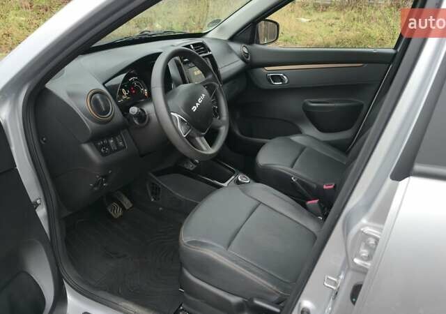 Серый Дачия Spring, объемом двигателя 0 л и пробегом 5 тыс. км за 11500 $, фото 17 на Automoto.ua