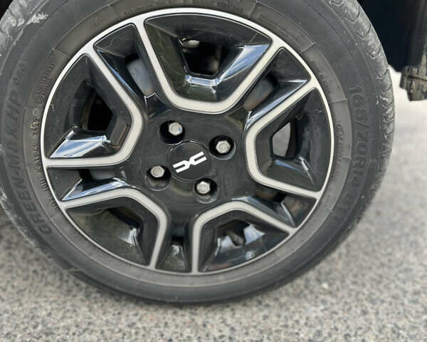 Синий Дачия Spring, объемом двигателя 0 л и пробегом 58 тыс. км за 9900 $, фото 31 на Automoto.ua