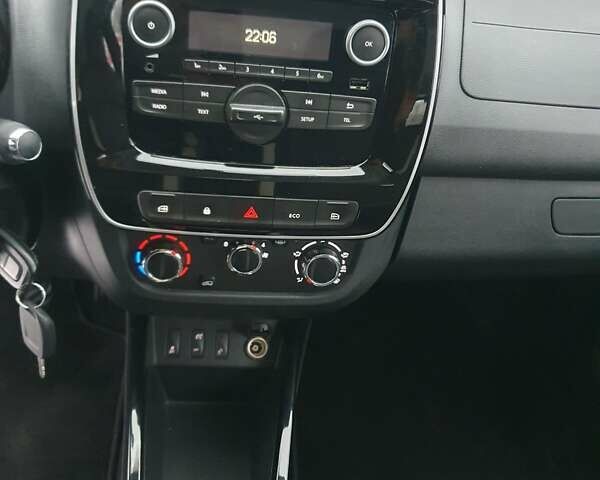 Зеленый Дачия Spring, объемом двигателя 0 л и пробегом 40 тыс. км за 9599 $, фото 43 на Automoto.ua