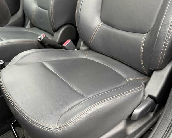 Зелений Дачія Spring, об'ємом двигуна 0 л та пробігом 14 тис. км за 7500 $, фото 26 на Automoto.ua
