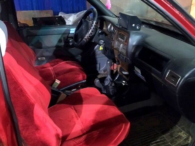 Красный Дади Блайс, объемом двигателя 2.4 л и пробегом 150 тыс. км за 6000 $, фото 3 на Automoto.ua