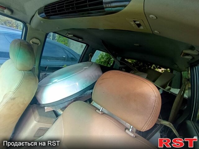 Дади Шатл, объемом двигателя 2.4 л и пробегом 0 тыс. км за 1500 $, фото 3 на Automoto.ua
