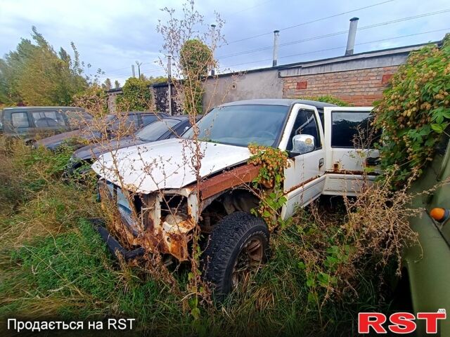Дади Шатл, объемом двигателя 2.4 л и пробегом 0 тыс. км за 1500 $, фото 1 на Automoto.ua