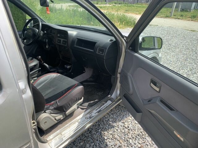 Сірий Даді Shuttle, об'ємом двигуна 2.2 л та пробігом 52 тис. км за 3000 $, фото 4 на Automoto.ua