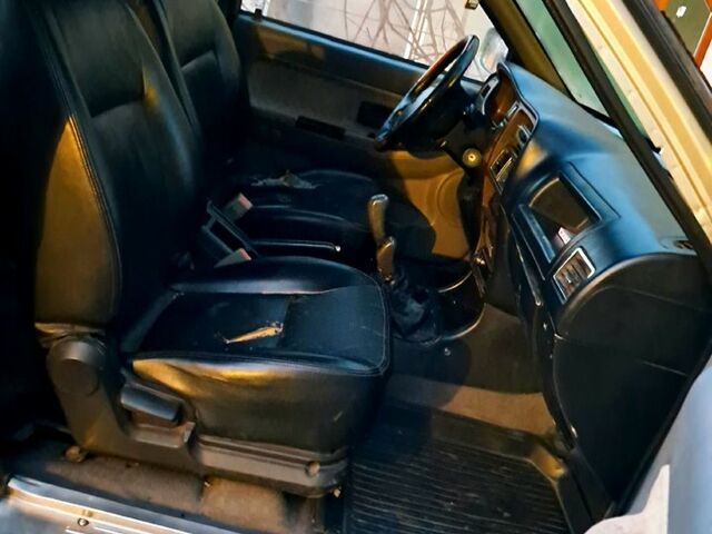 Сірий Даді Shuttle, об'ємом двигуна 2.3 л та пробігом 250 тис. км за 2700 $, фото 7 на Automoto.ua