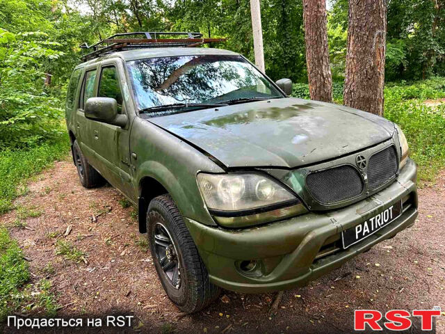 Серый Дади Шатл, объемом двигателя 2.2 л и пробегом 0 тыс. км за 2000 $, фото 1 на Automoto.ua