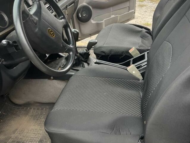 Серый Дади Шатл, объемом двигателя 2.4 л и пробегом 230 тыс. км за 3600 $, фото 4 на Automoto.ua