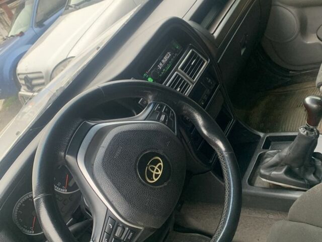 Серый Дади Шатл, объемом двигателя 2.2 л и пробегом 300 тыс. км за 1990 $, фото 7 на Automoto.ua