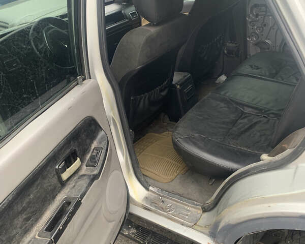 Серый Дади Шатл, объемом двигателя 2.2 л и пробегом 287 тыс. км за 1990 $, фото 5 на Automoto.ua