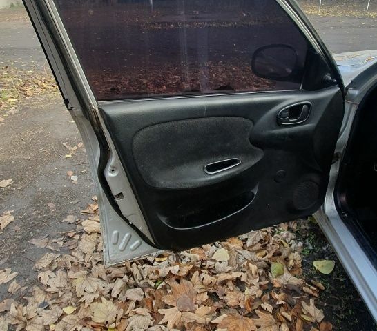 Серый Дэу Сиело, объемом двигателя 1.4 л и пробегом 3 тыс. км за 1067 $, фото 7 на Automoto.ua