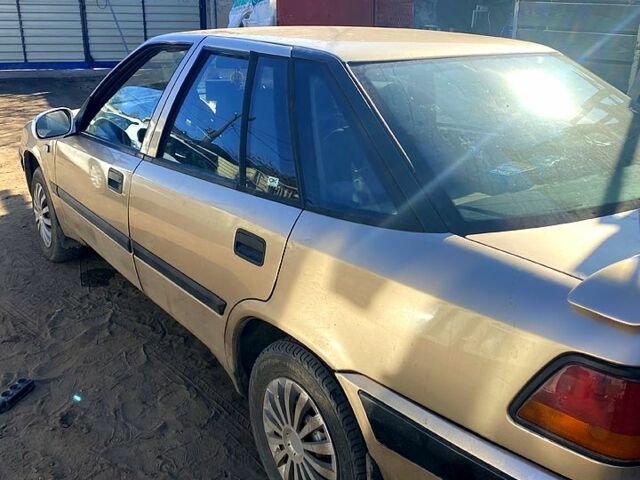 Бежевий Деу Есперо, об'ємом двигуна 2 л та пробігом 0 тис. км за 1800 $, фото 2 на Automoto.ua
