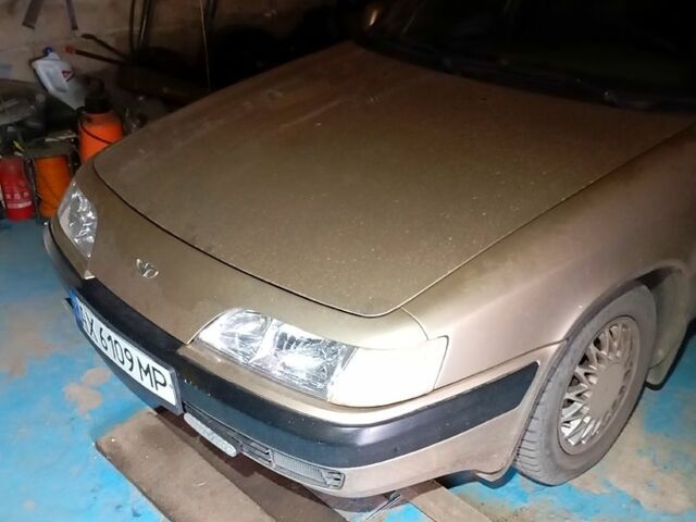 Бежевий Деу Есперо, об'ємом двигуна 2 л та пробігом 330 тис. км за 1455 $, фото 1 на Automoto.ua