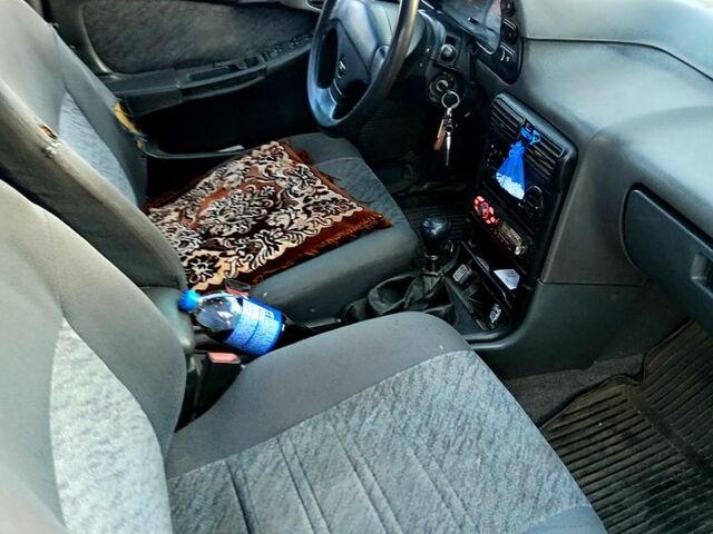 Деу Есперо, об'ємом двигуна 2 л та пробігом 0 тис. км за 1500 $, фото 2 на Automoto.ua