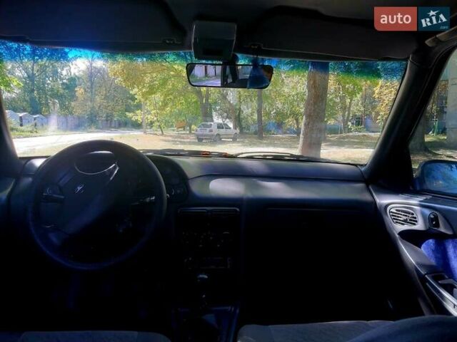 Синій Деу Есперо, об'ємом двигуна 2 л та пробігом 300 тис. км за 1150 $, фото 4 на Automoto.ua
