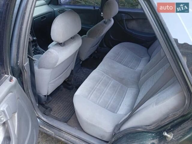 Зеленый Дэу Эсперо, объемом двигателя 2 л и пробегом 200 тыс. км за 1000 $, фото 1 на Automoto.ua