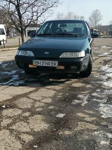 Зеленый Дэу Эсперо, объемом двигателя 2 л и пробегом 220 тыс. км за 1600 $, фото 2 на Automoto.ua