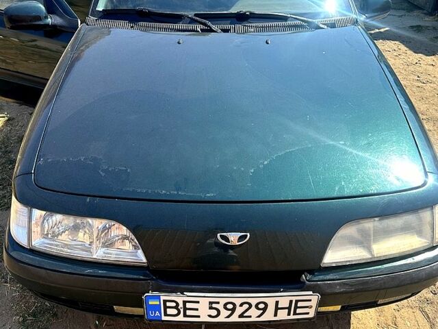 Зеленый Дэу Эсперо, объемом двигателя 2 л и пробегом 158 тыс. км за 2000 $, фото 2 на Automoto.ua