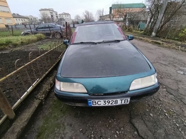 Зеленый Дэу Эсперо, объемом двигателя 1.5 л и пробегом 777 тыс. км за 450 $, фото 1 на Automoto.ua