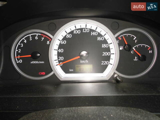 Белый Дэу Джентра, объемом двигателя 1.49 л и пробегом 89 тыс. км за 5900 $, фото 6 на Automoto.ua