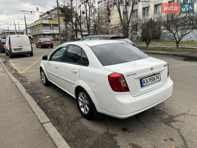 Білий Деу Джентра, об'ємом двигуна 1.49 л та пробігом 127 тис. км за 4900 $, фото 3 на Automoto.ua