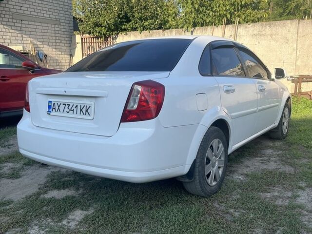 Білий Деу Джентра, об'ємом двигуна 1.5 л та пробігом 230 тис. км за 4300 $, фото 3 на Automoto.ua