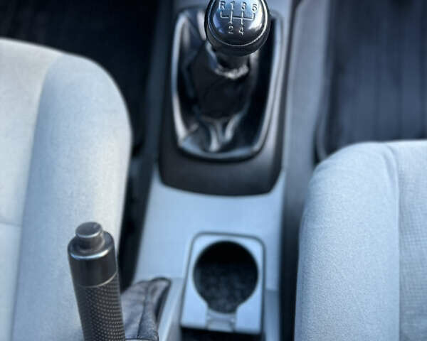 Білий Деу Джентра, об'ємом двигуна 1.49 л та пробігом 181 тис. км за 4200 $, фото 24 на Automoto.ua