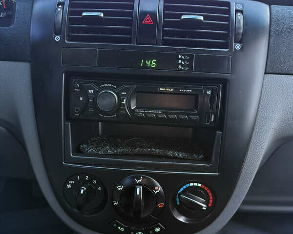 Білий Деу Джентра, об'ємом двигуна 1.49 л та пробігом 181 тис. км за 4200 $, фото 23 на Automoto.ua