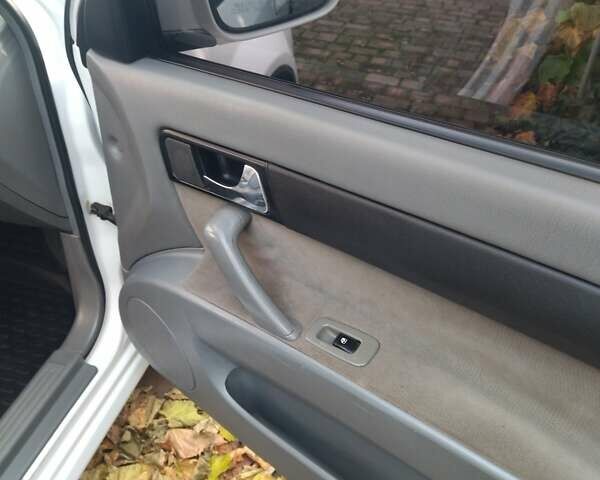 Деу Джентра 2014 у Старокостянтинів на Automoto.ua Білий Деу Джентра, об'ємом двигуна 1.49 л та пробігом 288 тис. км за 4250 $, фото 11 на Automoto.ua