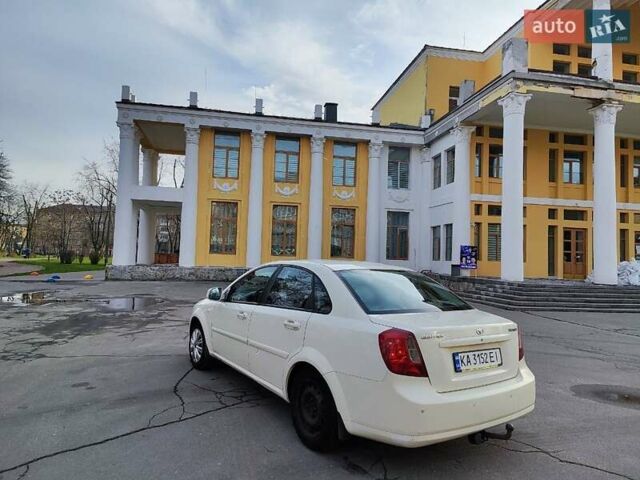 Білий Деу Джентра, об'ємом двигуна 1.49 л та пробігом 211 тис. км за 4300 $, фото 9 на Automoto.ua