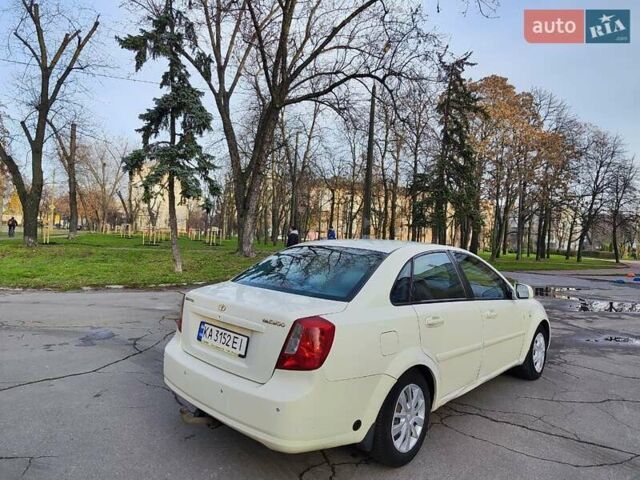 Білий Деу Джентра, об'ємом двигуна 1.49 л та пробігом 211 тис. км за 4300 $, фото 14 на Automoto.ua