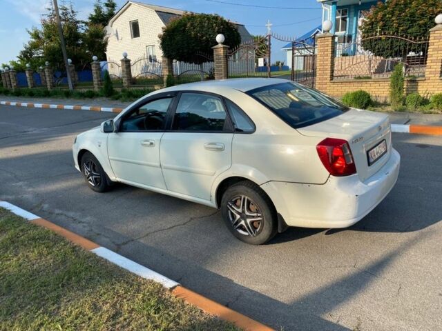 Бежевий Деу Джентра, об'ємом двигуна 1.5 л та пробігом 420 тис. км за 3100 $, фото 2 на Automoto.ua