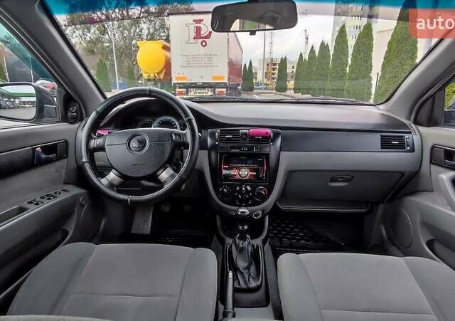 Дэу Джентра 2013 в Житомире на Automoto.ua Черный Дэу Джентра, объемом двигателя 1.5 л и пробегом 117 тыс. км за 5200 $, фото 9 на Automoto.ua