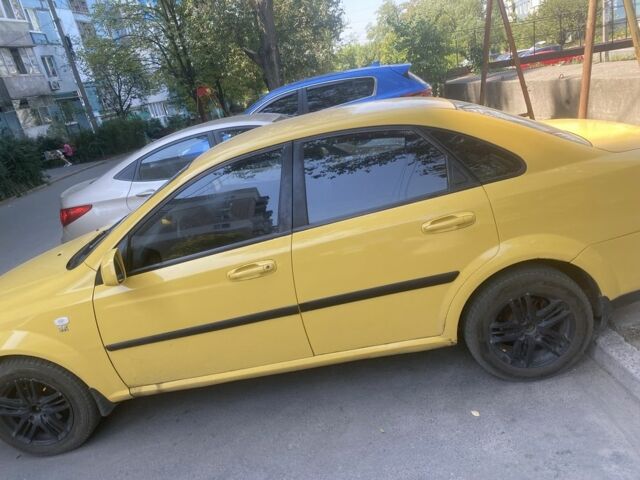 Желтый Дэу Джентра, объемом двигателя 1.5 л и пробегом 320 тыс. км за 2900 $, фото 7 на Automoto.ua