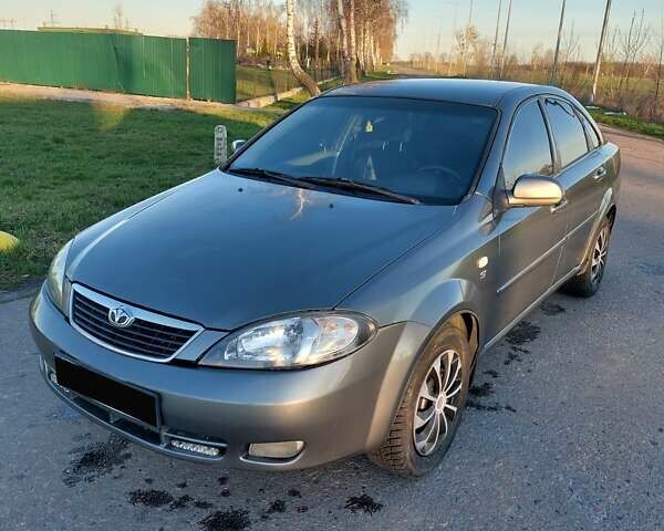 Серый Дэу Джентра, объемом двигателя 1.5 л и пробегом 185 тыс. км за 3150 $, фото 5 на Automoto.ua