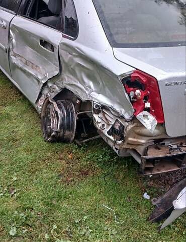 Серый Дэу Джентра, объемом двигателя 1.5 л и пробегом 194 тыс. км за 1800 $, фото 8 на Automoto.ua