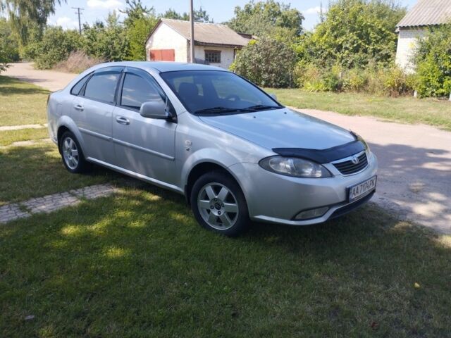 Серый Дэу Джентра, объемом двигателя 1.5 л и пробегом 205 тыс. км за 5200 $, фото 10 на Automoto.ua