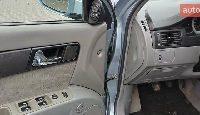 Серый Дэу Джентра, объемом двигателя 1.49 л и пробегом 135 тыс. км за 5200 $, фото 15 на Automoto.ua