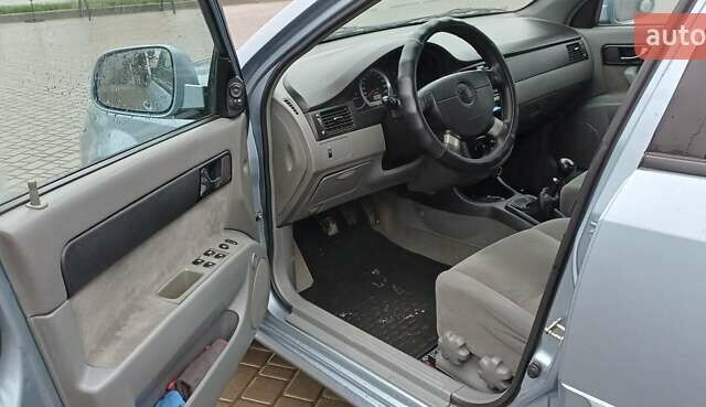 Серый Дэу Джентра, объемом двигателя 1.49 л и пробегом 135 тыс. км за 5200 $, фото 6 на Automoto.ua