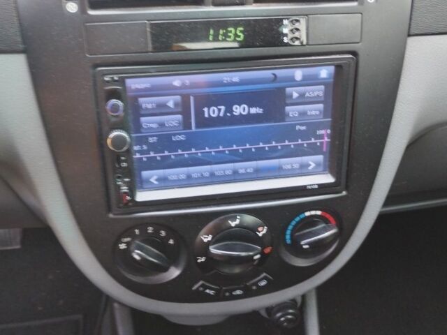 Серый Дэу Джентра, объемом двигателя 1.5 л и пробегом 205 тыс. км за 5200 $, фото 5 на Automoto.ua