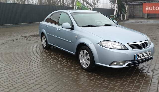 Серый Дэу Джентра, объемом двигателя 1.49 л и пробегом 135 тыс. км за 5200 $, фото 2 на Automoto.ua