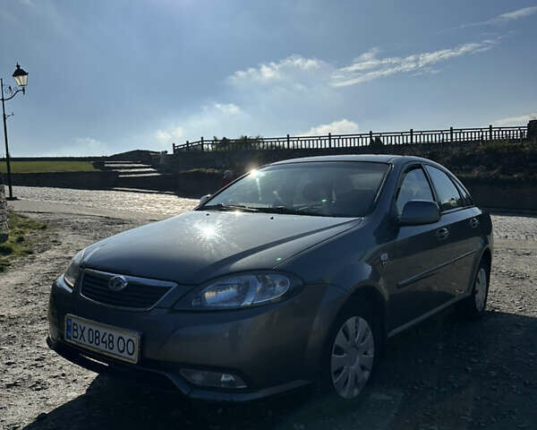 Сірий Деу Джентра, об'ємом двигуна 1.49 л та пробігом 163 тис. км за 5300 $, фото 1 на Automoto.ua