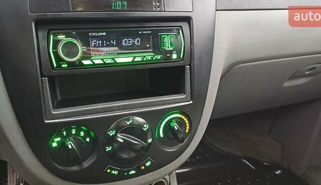 Серый Дэу Джентра, объемом двигателя 1.49 л и пробегом 135 тыс. км за 5200 $, фото 14 на Automoto.ua