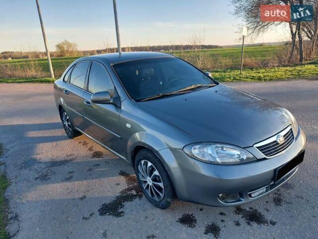 Серый Дэу Джентра, объемом двигателя 1.5 л и пробегом 185 тыс. км за 3150 $, фото 6 на Automoto.ua