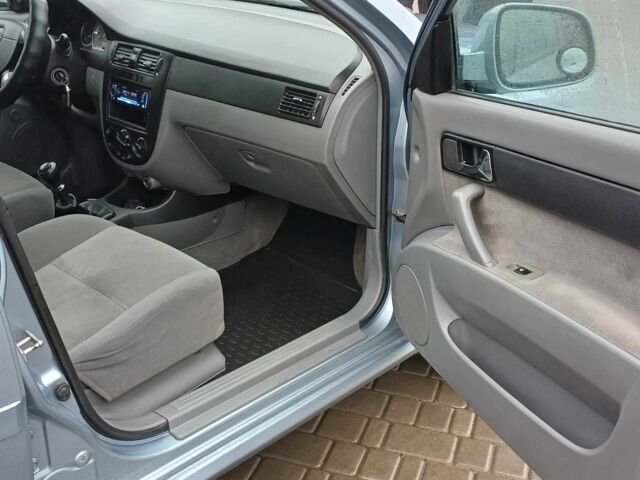 Сірий Деу Джентра, об'ємом двигуна 1.5 л та пробігом 135 тис. км за 5200 $, фото 9 на Automoto.ua