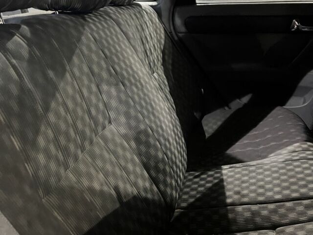 Серый Дэу Джентра, объемом двигателя 1.5 л и пробегом 3 тыс. км за 3500 $, фото 2 на Automoto.ua