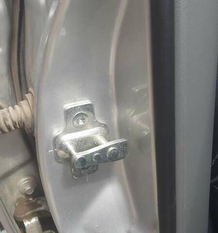 Серый Дэу Джентра, объемом двигателя 1.49 л и пробегом 89 тыс. км за 7100 $, фото 15 на Automoto.ua