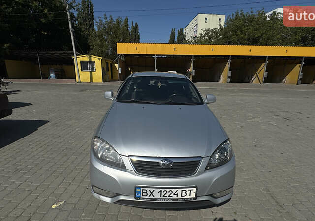 Сірий Деу Джентра, об'ємом двигуна 1.49 л та пробігом 263 тис. км за 4450 $, фото 1 на Automoto.ua