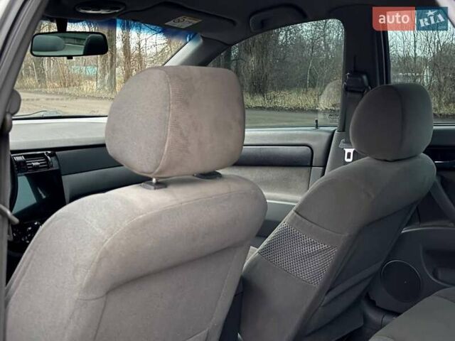 Серый Дэу Джентра, объемом двигателя 1.49 л и пробегом 165 тыс. км за 5850 $, фото 26 на Automoto.ua