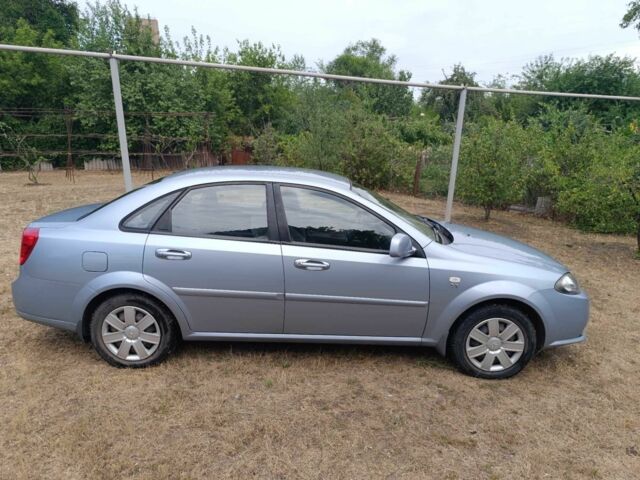 Серый Дэу Джентра, объемом двигателя 1.5 л и пробегом 61 тыс. км за 7000 $, фото 2 на Automoto.ua