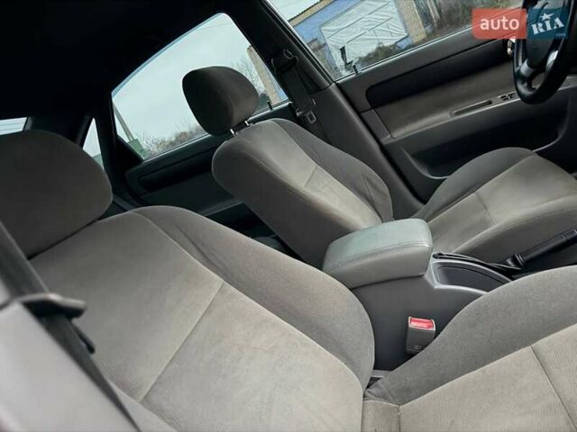 Серый Дэу Джентра, объемом двигателя 1.49 л и пробегом 165 тыс. км за 5850 $, фото 31 на Automoto.ua